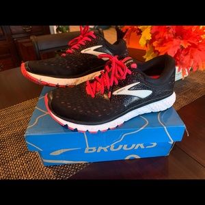 Brooks Glycerin 16 pink black